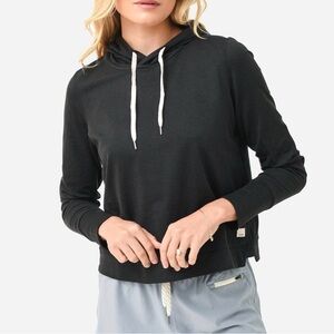 Vuori Women's Halo Essential Hoodie in black S